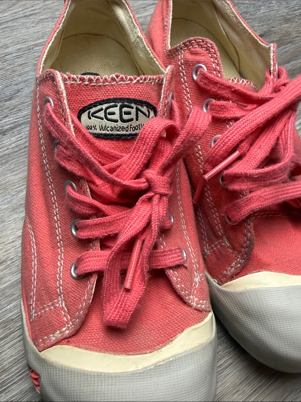 KEEN Coronado Canvas Sneakers Coral/Pink Size 4 Youth/Women’s 5.5-6 - Picture 7 of 13